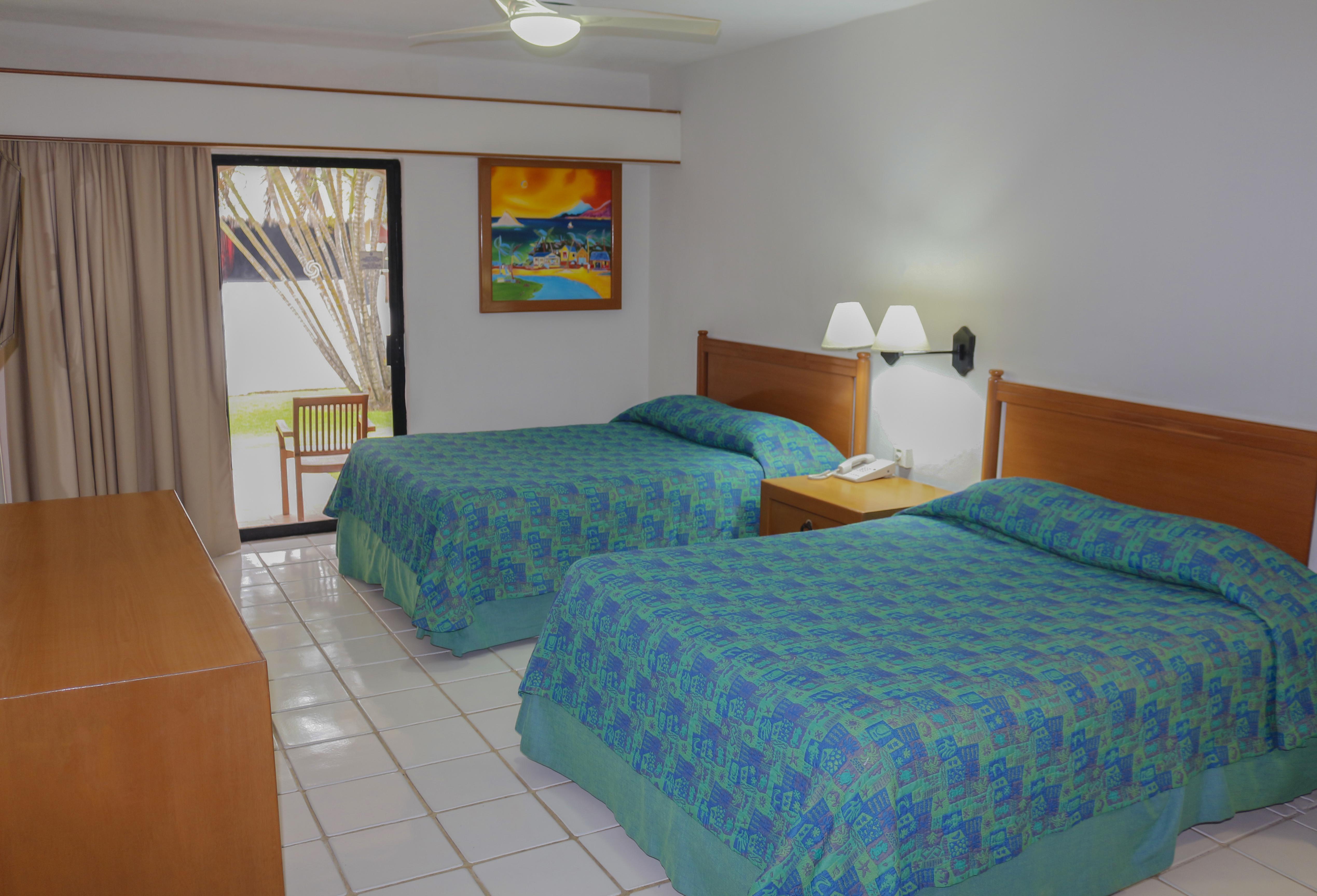 Plaza Pelicanos Club Beach Resort All Inclusive Пуерто-Вальярта Екстер'єр фото