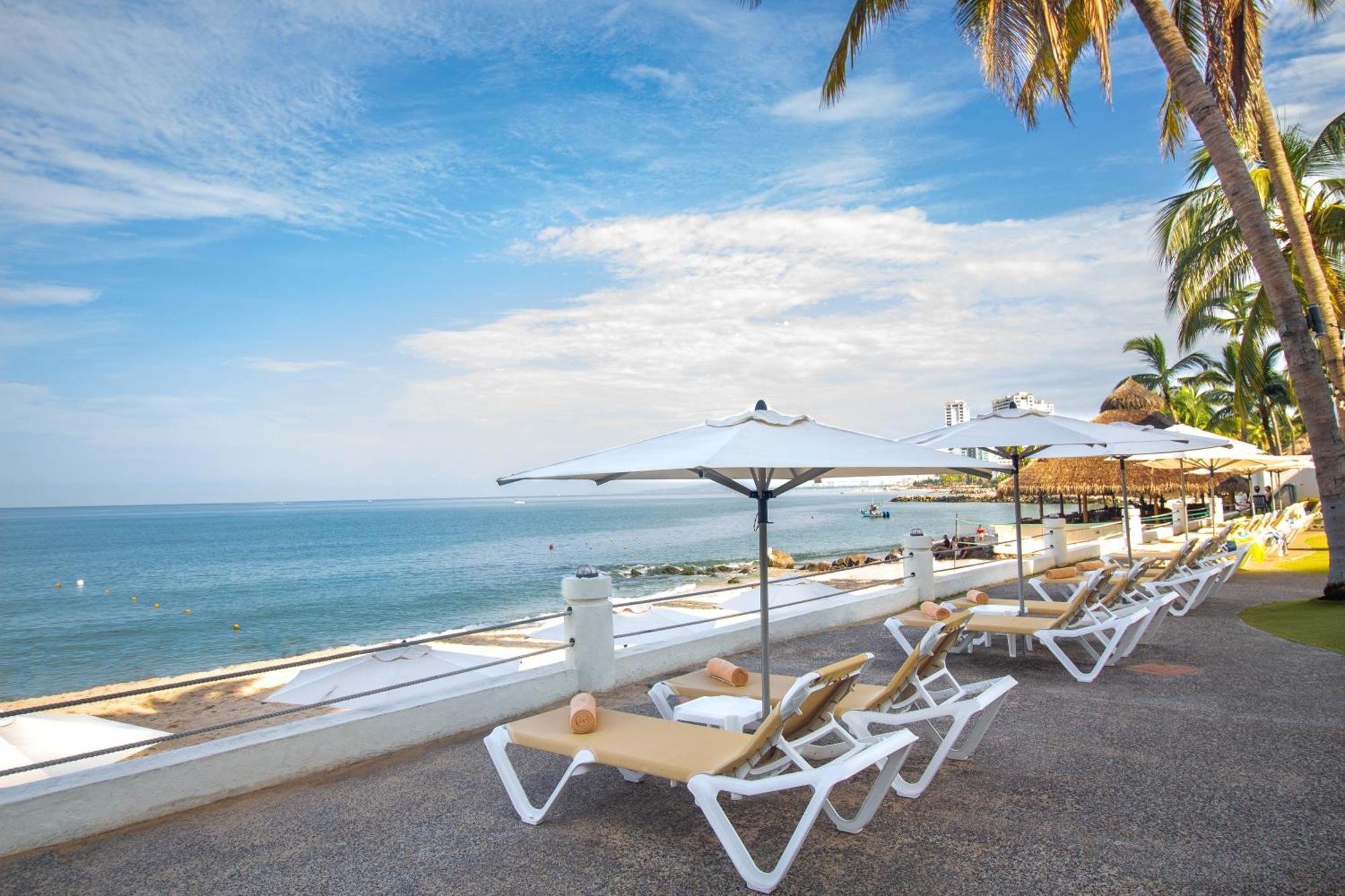 Plaza Pelicanos Club Beach Resort All Inclusive Пуерто-Вальярта Екстер'єр фото
