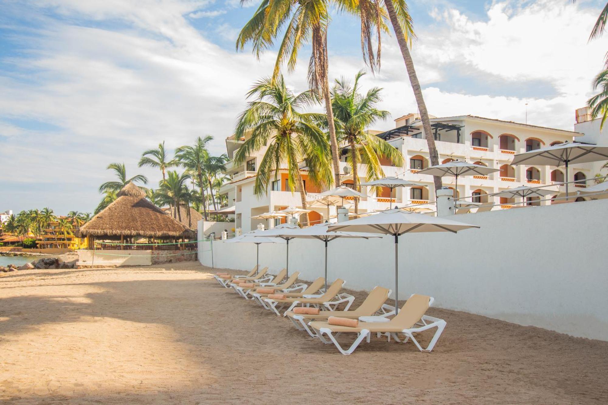 Plaza Pelicanos Club Beach Resort All Inclusive Пуерто-Вальярта Екстер'єр фото