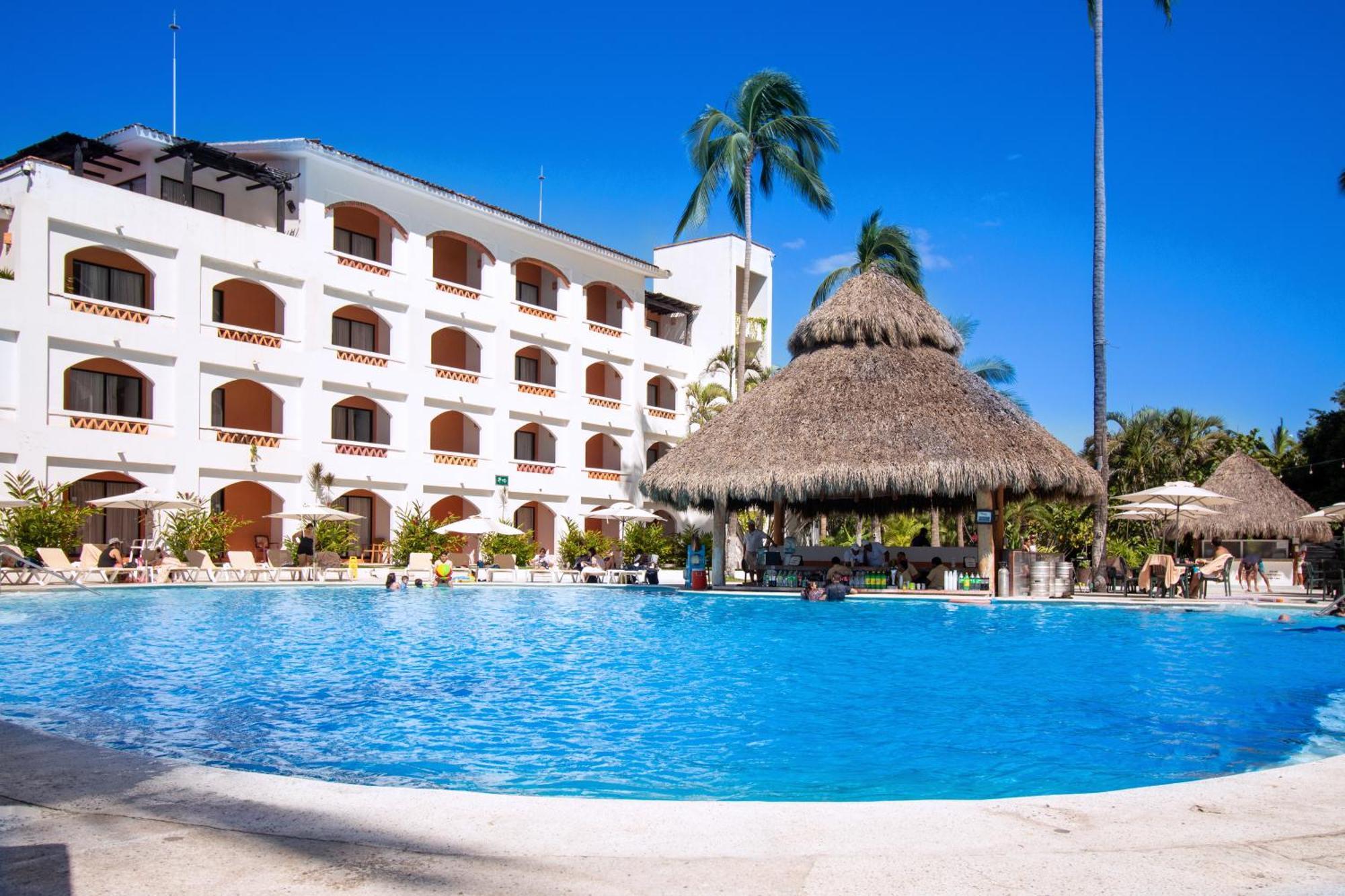 Plaza Pelicanos Club Beach Resort All Inclusive Пуерто-Вальярта Екстер'єр фото